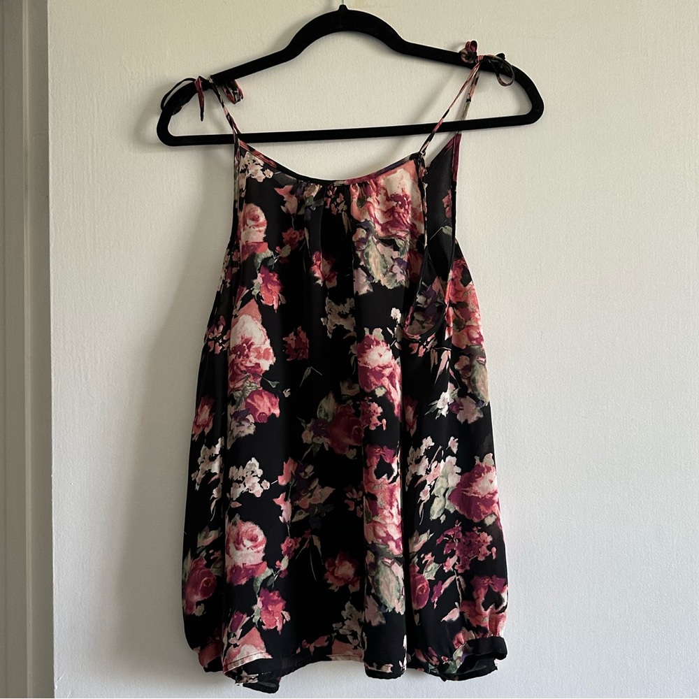 Joie Jilette Long Sleeve Floral Print Silk Cold Shoulder Top in Cavier Size XS - Picture 7 of 11